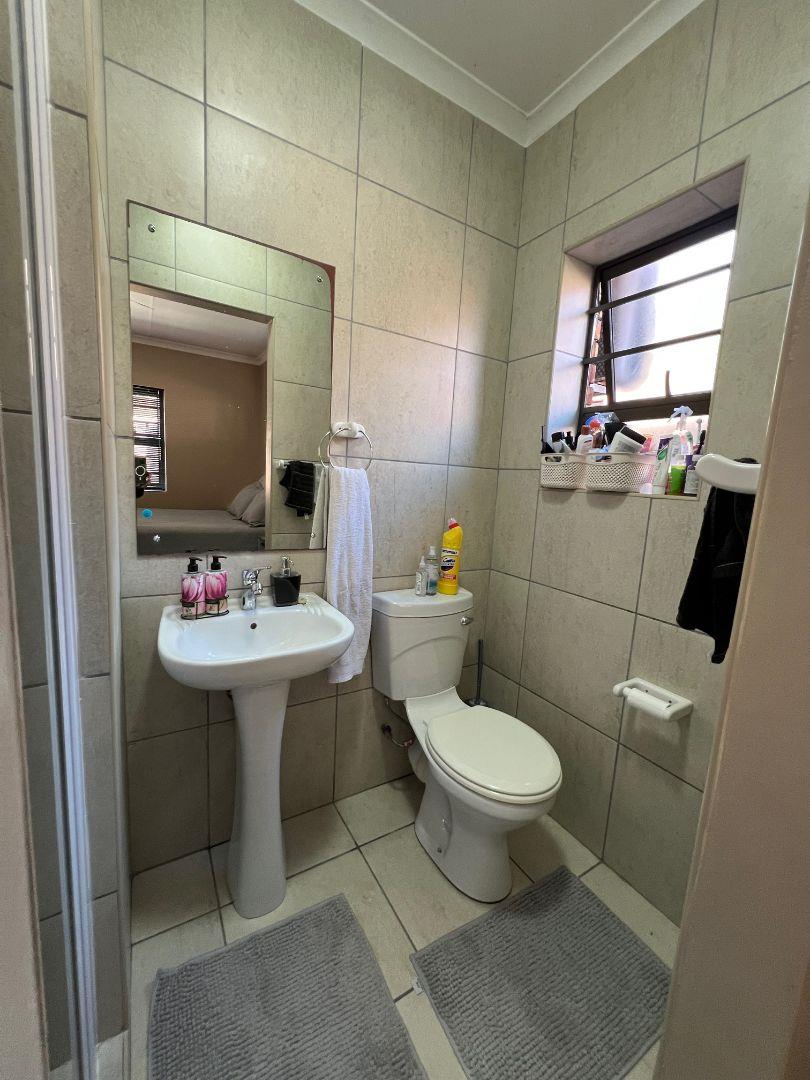 To Let 3 Bedroom Property for Rent in Humewood Eastern Cape